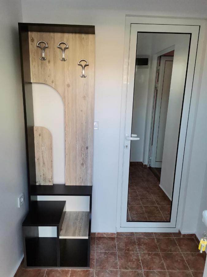 Guest Rooms Mihaylovi Pavel Banya Buitenkant foto